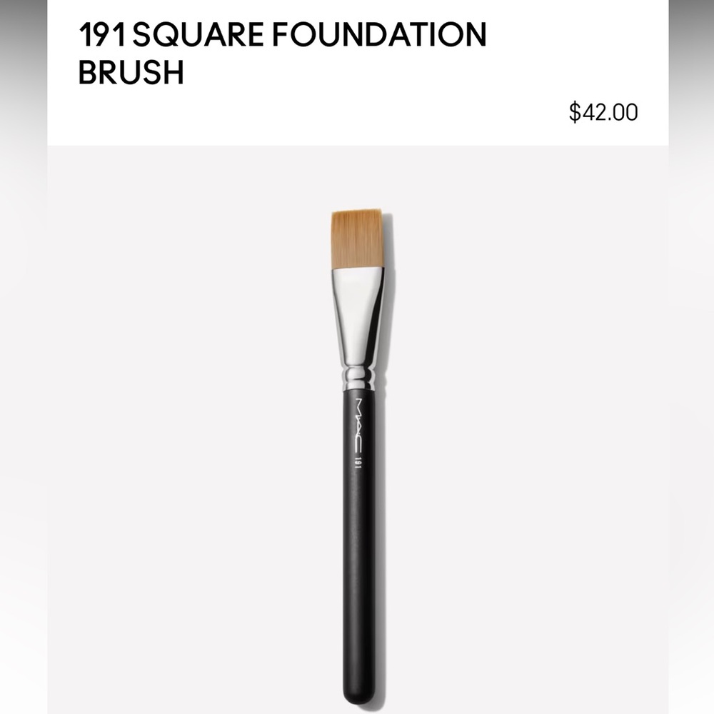 MAC 191 Square Foundation Makeup Brush